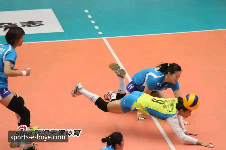 15岁黑马逆袭夺冠，国乒U15新星孙笑薇如何上演绝地反击？